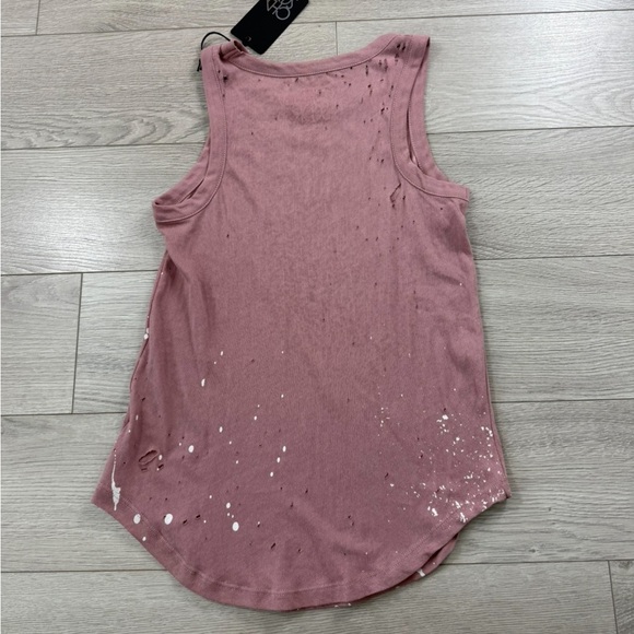 Chaser Pink Distressed Splatter Print Muscle Tank Sleeveless Top - Picture 2 of 8